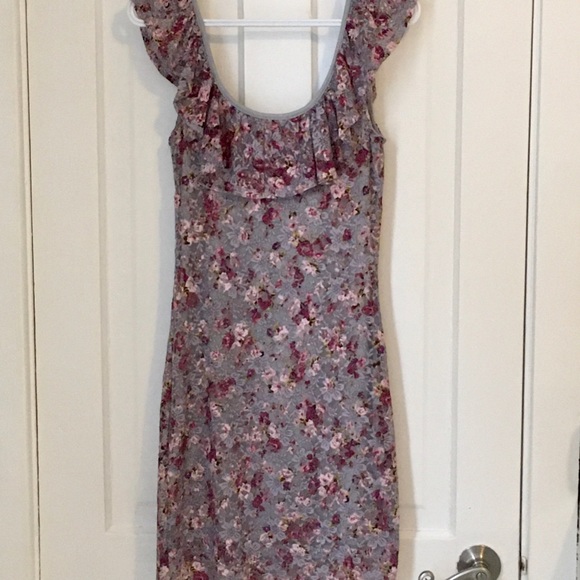 Seduction Lace Floral Ruffle Summer Dress - Picture 2 of 8